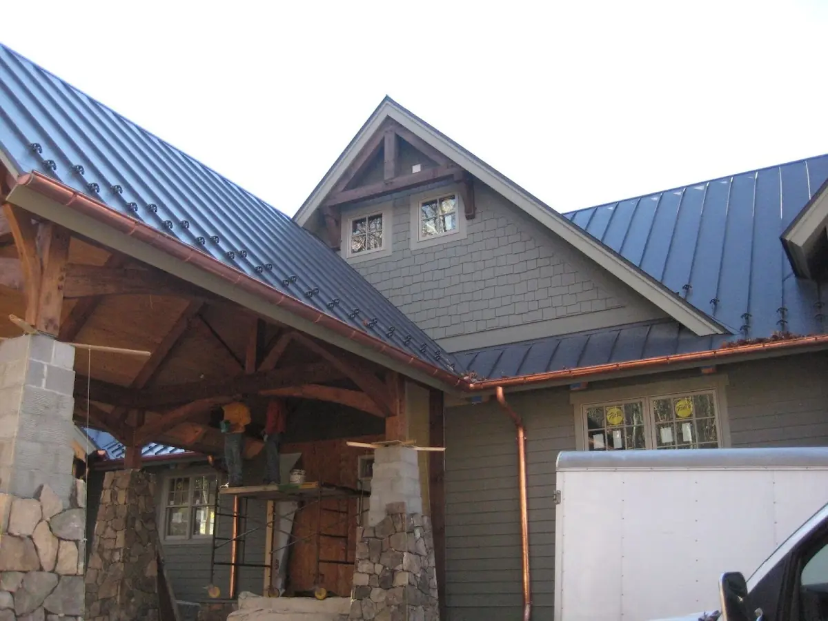 Craftsman Roofing team delivering quality roofing work in Cedar Heights